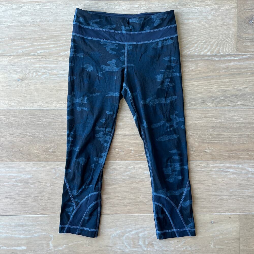 Lululemon Run Inspire Crop II Leggings Heathered Texture Lotus Camo Blue sz 4 - Picture 3 of 6